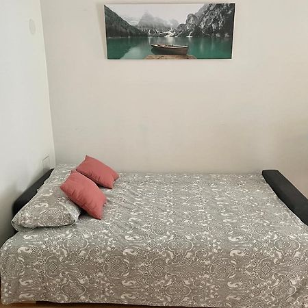 1 Bedroom Apartment Near Central Station ウィーン エクステリア 写真